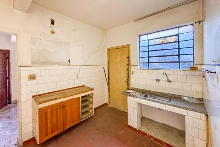 Casa à venda com 100m², 3 quartos e 2 vagas Casa à venda com 100m², 3 quartos e 2 vagasCozinha