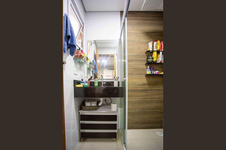 Casa à venda com 127m², 3 quartos e 2 vagasBanheiro da Suíte