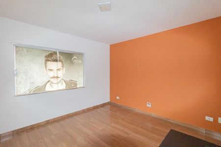 Casa para alugar com 221m², 3 quartos e 4 vagasSuíte