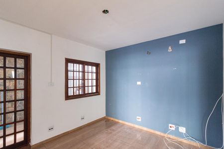 Casa para alugar com 221m², 3 quartos e 4 vagasSala