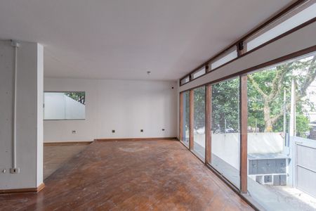 Casa para alugar com 221m², 3 quartos e 4 vagasSala
