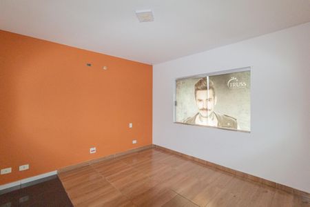 Casa para alugar com 221m², 3 quartos e 4 vagasSuíte