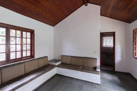 Casa para alugar com 221m², 3 quartos e 4 vagasPiscina