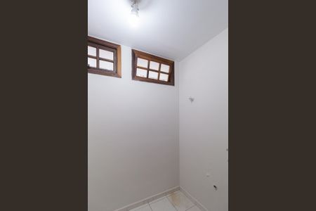 Casa para alugar com 221m², 3 quartos e 4 vagasBanheiro