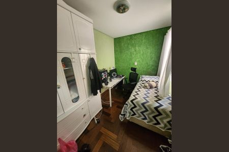 Apartamento à venda com 192m², 3 quartos e 2 vagas Apartamento à venda com 192m², 3 quartos e 2 vagasQuarto 2