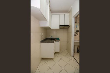 Apartamento para alugar com 67m², 2 quartos e 2 vagasCozinha