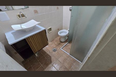 Apartamento para alugar com 74m², 2 quartos e 1 vagaBanheiro