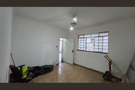 Apartamento para alugar com 74m², 2 quartos e 1 vagaSala