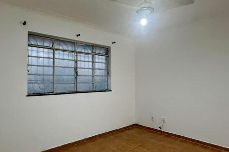 Sala de apartamento para alugar com 2 quartos, 74m² em Ponta da Praia, Santos