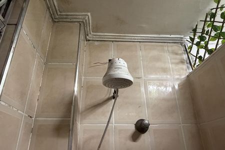 Apartamento para alugar com 74m², 2 quartos e 1 vaga Apartamento para alugar com 74m², 2 quartos e 1 vagaBanheiro da Suíte
