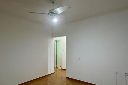 Sala de apartamento para alugar com 2 quartos, 74m² em Ponta da Praia, Santos