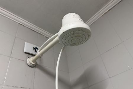 Apartamento para alugar com 74m², 2 quartos e 1 vaga Apartamento para alugar com 74m², 2 quartos e 1 vagaBanheiro social