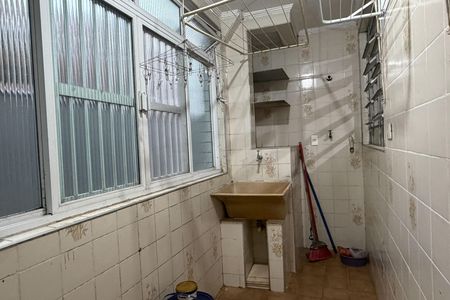 Área de Serviço de apartamento para alugar com 2 quartos, 74m² em Ponta da Praia, Santos