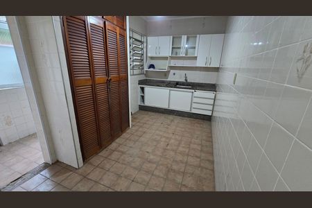 Apartamento para alugar com 74m², 2 quartos e 1 vagaCozinha