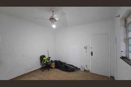 Apartamento para alugar com 74m², 2 quartos e 1 vagaSala