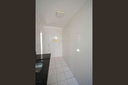 Apartamento para alugar com 47m², 2 quartos e 1 vagaCozinha e Área de Serviço