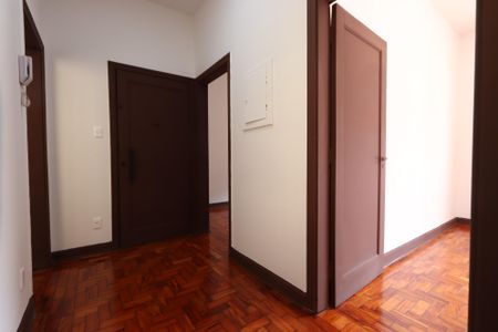 Apartamento à venda com 73m², 2 quartos e sem vagaSala