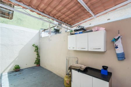 Casa à venda com 70m², 2 quartos e 1 vagaÁrea de Serviço