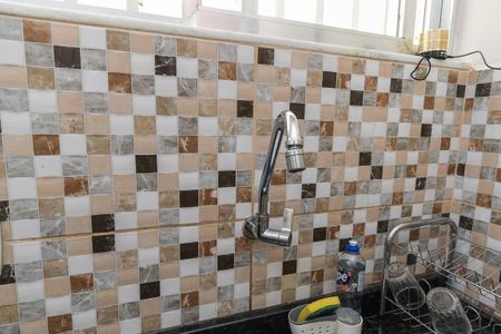 Casa à venda com 70m², 2 quartos e 1 vagaCozinha - Torneira