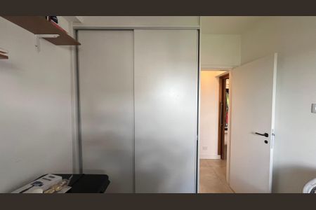 Apartamento à venda com 90m², 3 quartos e 2 vagas Apartamento à venda com 90m², 3 quartos e 2 vagasQuarto 1