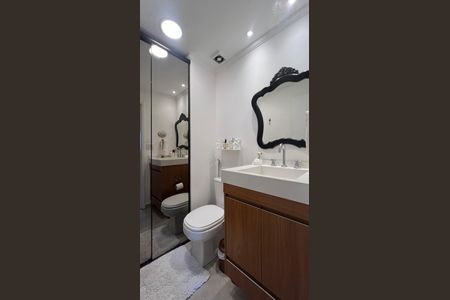 Apartamento à venda com 90m², 3 quartos e 2 vagas Apartamento à venda com 90m², 3 quartos e 2 vagasBanheiro