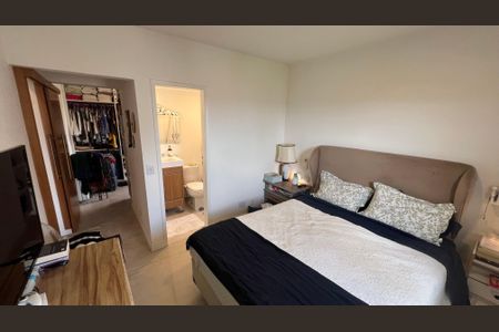 Apartamento à venda com 90m², 3 quartos e 2 vagas Apartamento à venda com 90m², 3 quartos e 2 vagasSuite