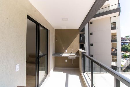 Studio para alugar com 38m², 1 quarto e 1 vaga Studio para alugar com 38m², 1 quarto e 1 vagaVaranda