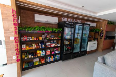 Studio para alugar com 38m², 1 quarto e 1 vaga Studio para alugar com 38m², 1 quarto e 1 vagaÁrea comum - Mercadinho