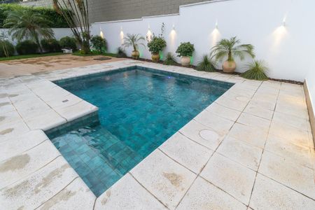 Casa de condomínio à venda com 365m², 4 quartos e 2 vagasPiscina