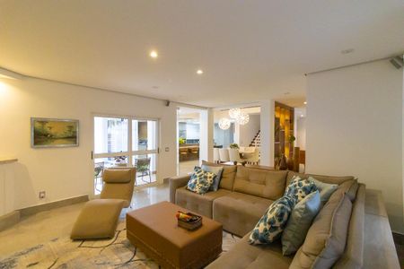 Casa de condomínio à venda com 365m², 4 quartos e 2 vagasSala