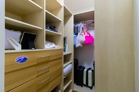 Casa de condomínio à venda com 365m², 4 quartos e 2 vagasQuarto da suíte 4 - Suíte americana