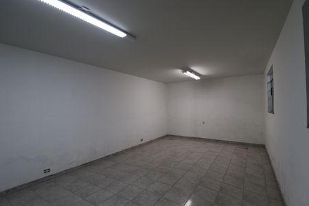 Casa à venda com 301m², 2 quartos e 4 vagasCasa  2 Quarto