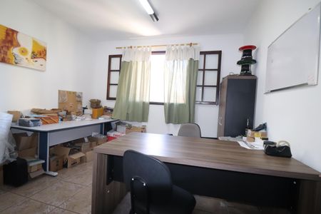 Casa à venda com 301m², 2 quartos e 4 vagasQuarto 2