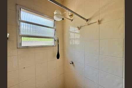 Casa de condomínio à venda com 190m², 3 quartos e 2 vagasÁrea de Serviço - Banheiro