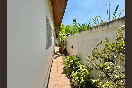 Casa de condomínio à venda com 190m², 3 quartos e 2 vagasÁrea externa