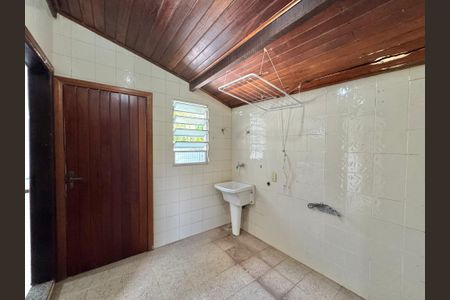 Casa de condomínio à venda com 190m², 3 quartos e 2 vagasÁrea de Serviço