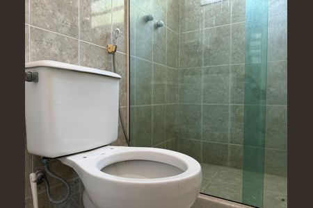 Casa de condomínio à venda com 190m², 3 quartos e 2 vagasBanheiro Social