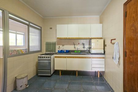 Apartamento para alugar com 161m², 3 quartos e 2 vagasCozinha