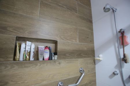 Casa à venda com 564m², 4 quartos e 3 vagas Casa à venda com 564m², 4 quartos e 3 vagasBanheiro Social