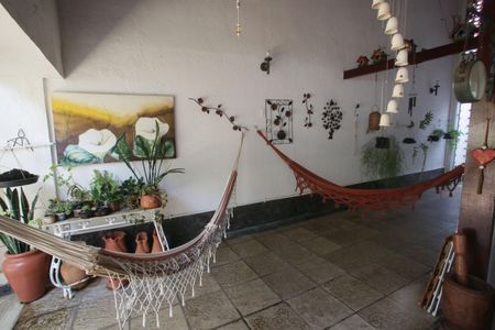 Casa à venda com 564m², 4 quartos e 3 vagas Casa à venda com 564m², 4 quartos e 3 vagasÁrea Gourmet