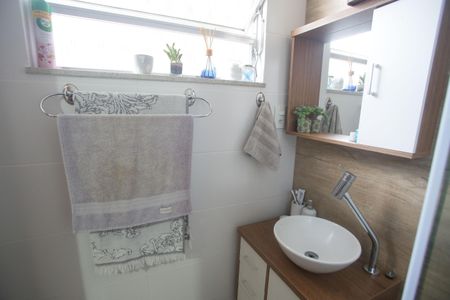 Casa à venda com 564m², 4 quartos e 3 vagas Casa à venda com 564m², 4 quartos e 3 vagasBanheiro da Suíte 1