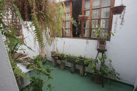 Casa à venda com 564m², 4 quartos e 3 vagas Casa à venda com 564m², 4 quartos e 3 vagasJardim de Primavera