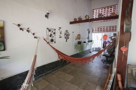 Casa à venda com 564m², 4 quartos e 3 vagas Casa à venda com 564m², 4 quartos e 3 vagasÁrea Gourmet