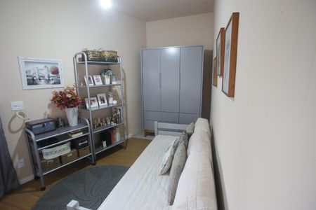 Casa à venda com 564m², 4 quartos e 3 vagas Casa à venda com 564m², 4 quartos e 3 vagasQuarto 2