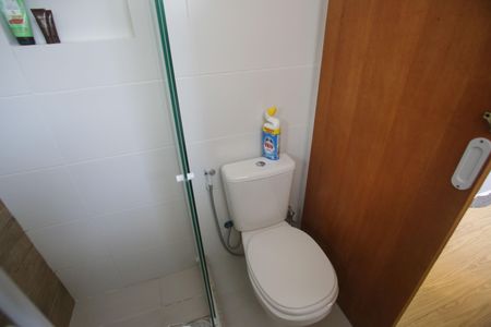 Casa à venda com 564m², 4 quartos e 3 vagas Casa à venda com 564m², 4 quartos e 3 vagasBanheiro da Suíte 1