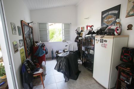 Casa à venda com 564m², 4 quartos e 3 vagas Casa à venda com 564m², 4 quartos e 3 vagasDepósito