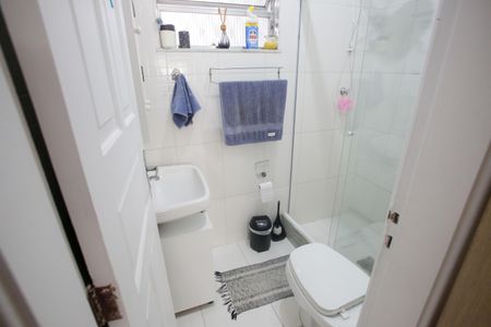 Casa à venda com 564m², 4 quartos e 3 vagas Casa à venda com 564m², 4 quartos e 3 vagasBanheiro da Suíte 2