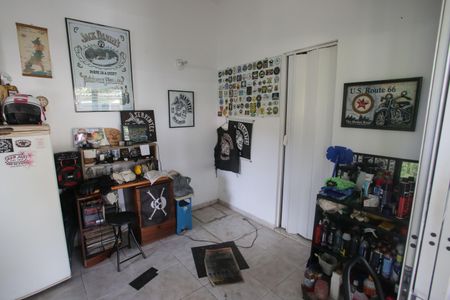 Casa à venda com 564m², 4 quartos e 3 vagas Casa à venda com 564m², 4 quartos e 3 vagasDepósito