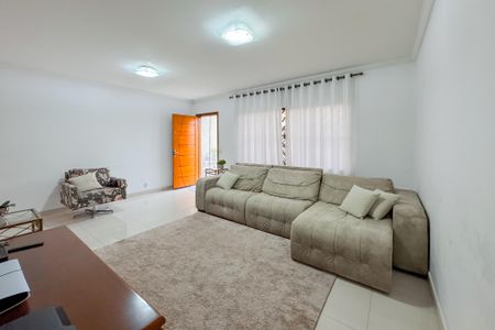 Casa à venda com 100m², 3 quartos e 2 vagasSala