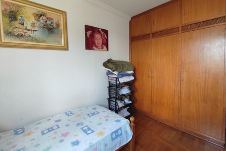 Apartamento à venda com 180m², 4 quartos e 2 vagas Apartamento à venda com 180m², 4 quartos e 2 vagasQuarto 2